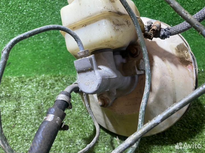 Вакуум тормозной Mercedes-Benz W201