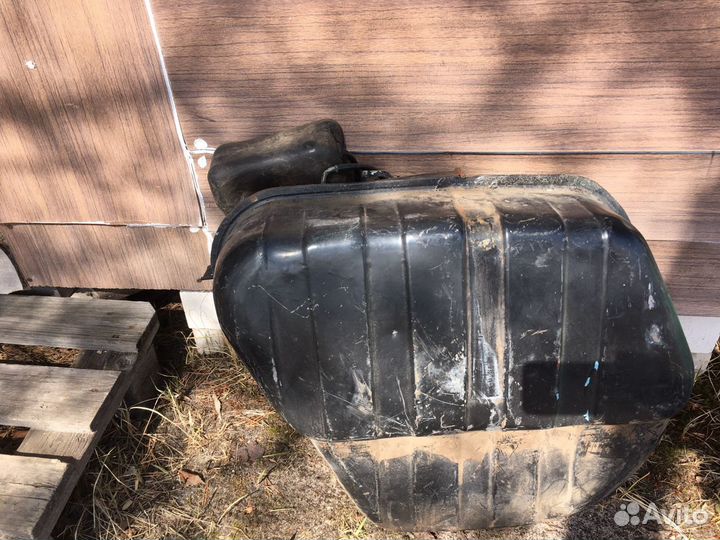 Бензобак Ваз 2106