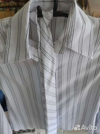 Блузка белая