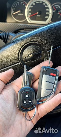 Универсальные выкидные ключи/чипы иммобилайзера