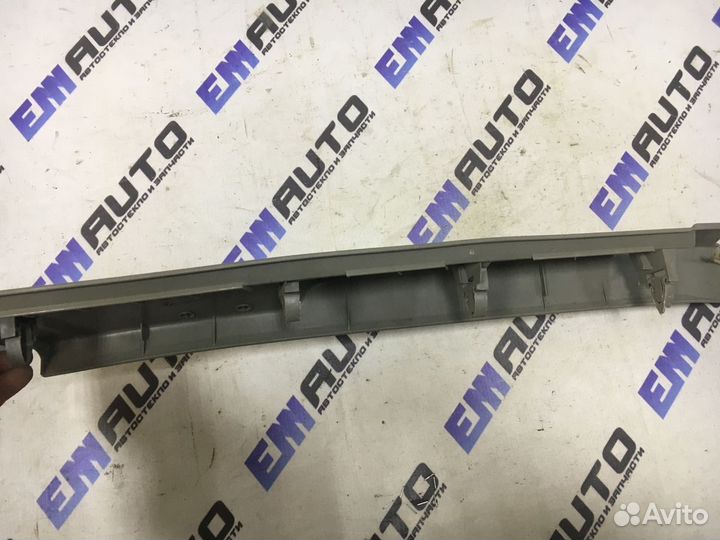 Накладка стойки задняя левая Рено Сценик 2