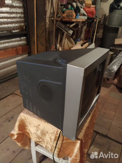 Телевизор Elenberg