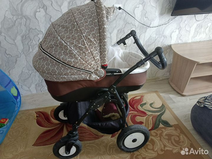 Продам детскую коляску