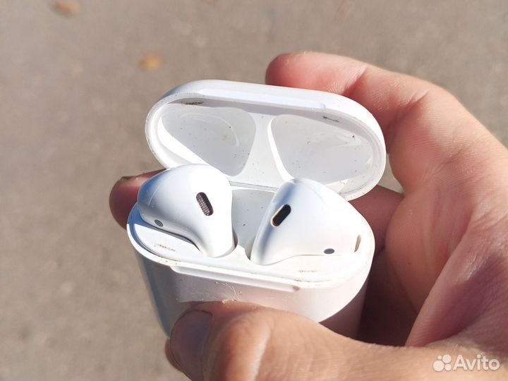 Беспроводные наушники apple airpods 1 поколение