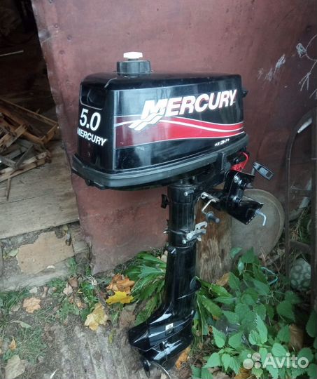 Лодка с мотором