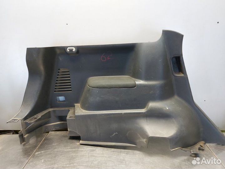 Обшивка багажника задняя левая Nissan Qashqai+2