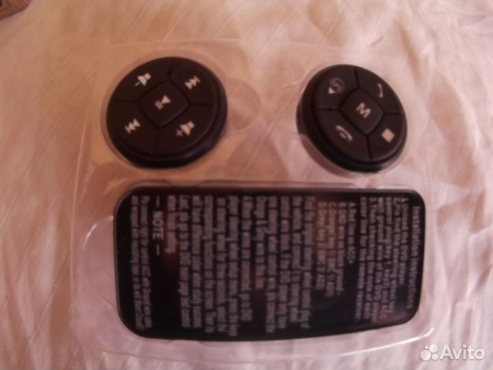 Беспроводные кнопки управления магнитолой