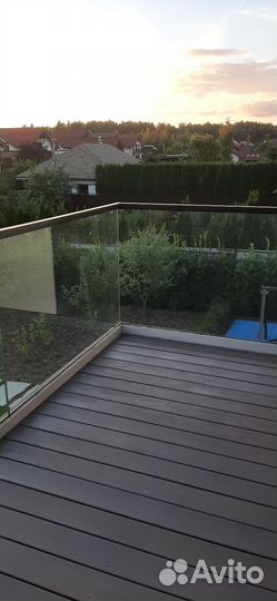 Установка душевых кабин из стекла