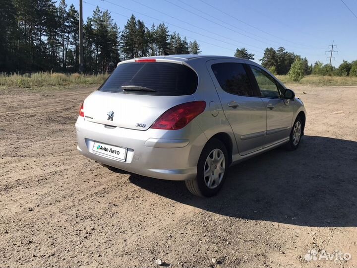 Peugeot 308 1.6 МТ, 2011, 180 000 км