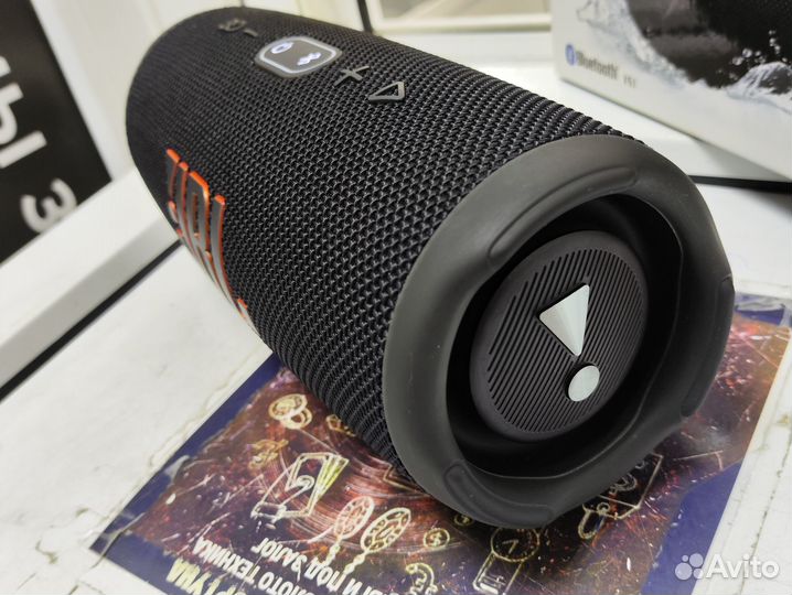 JBL Charge 5