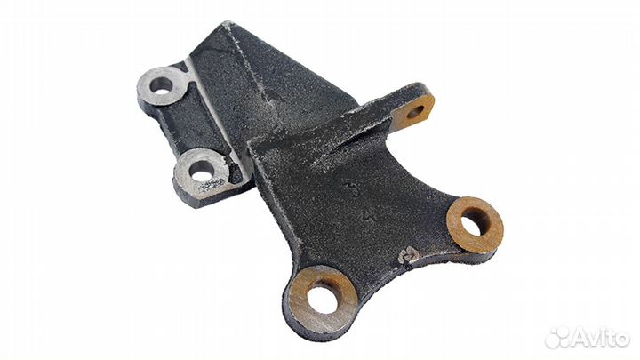 Кронштейн насоса гура дв.406 405