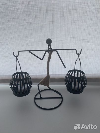 Подсвечники