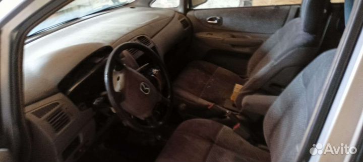 Автомобили на запчасти Mazda premaci