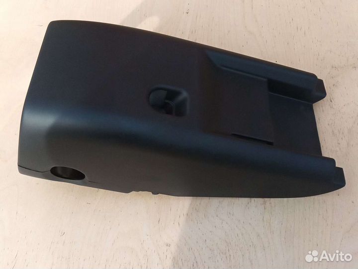 Кожух рулевой колонки VW Passat CC 2013