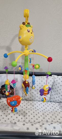 Музыкальный мобиль в кроватку