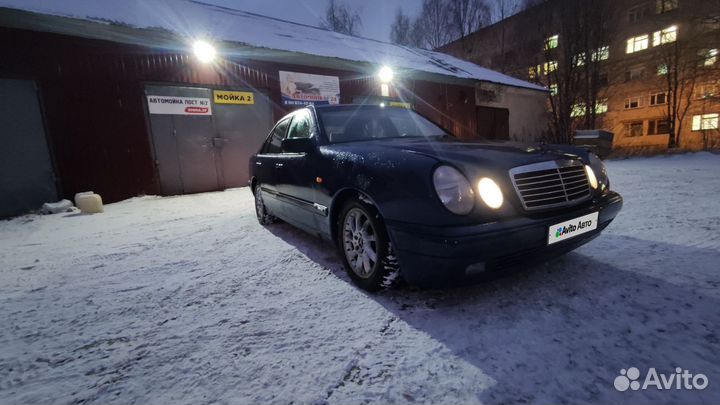 Mercedes-Benz E-класс 2.3 AT, 1996, 270 000 км