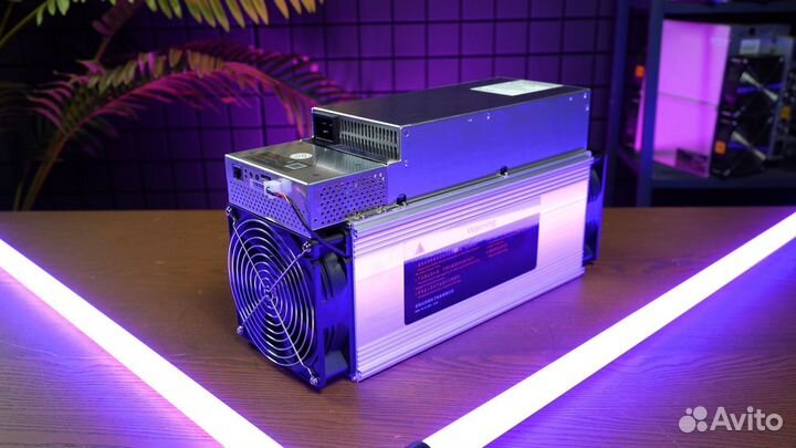 Whatsminer m50 118 th Наличие / Новый