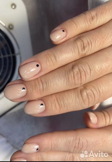 Маникюр педикюр