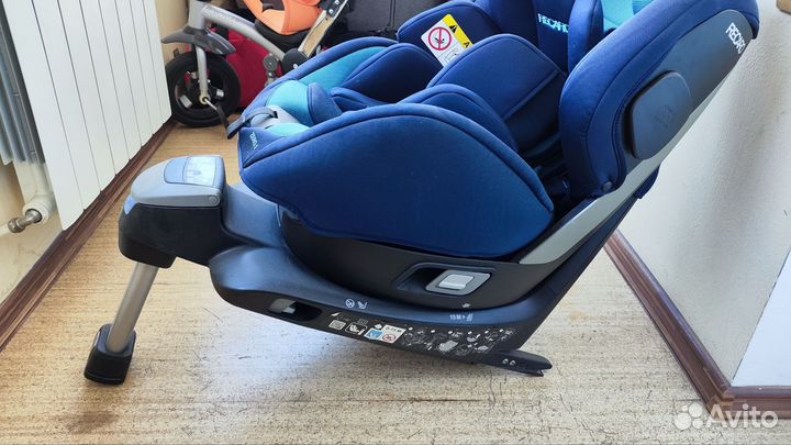 Детское автомобильное кресло recaro zero.1