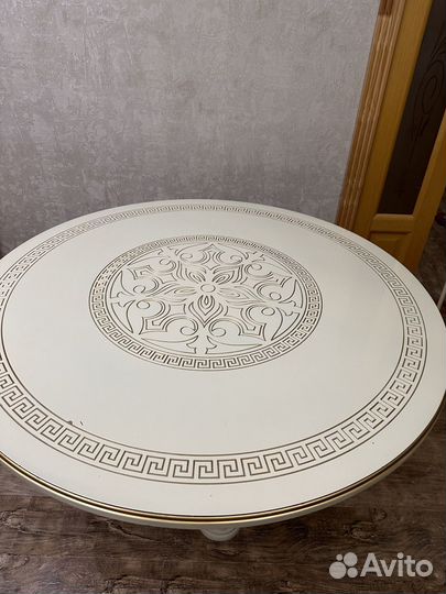 Стол круглый не раздвижной 120на120