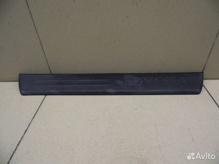 Накладка порога (внутренняя) Hi Lux 2015