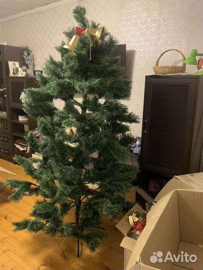 Елка искусственная