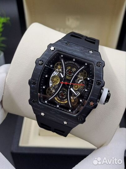 Массивные кварцевые часы Richard Mille