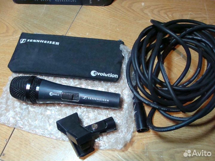 Микрофоны shure SM 58.Sennheiser 845S