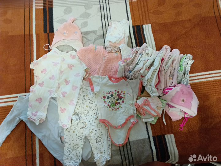 Вещи для новорожденной девочки