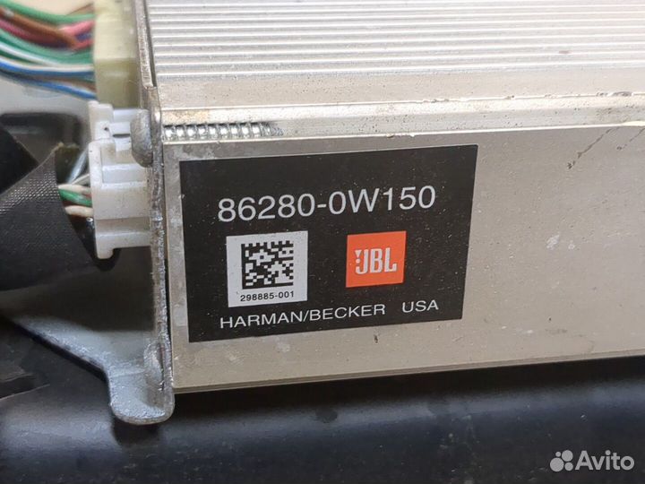 Сабвуфер Toyota 4 Runner, 2004