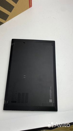 Lenovo ThinkPad X1 Carbon 14