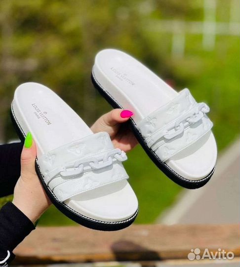 Шлепки женские