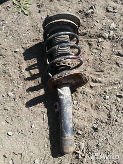 Амортизатор передний правый Peugeot 206 2A/C KFV