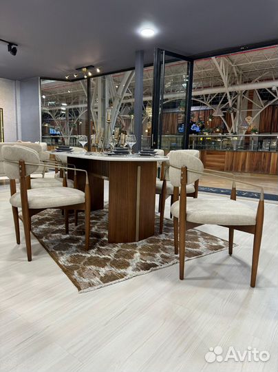 Кухонный стол. Доставка по всей России