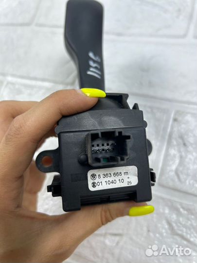Подрулевой переключатель поворотников Bmw 3 Series