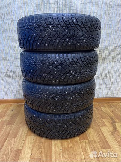 Nokian Tyres Hakkapeliitta 8 205/55 R16