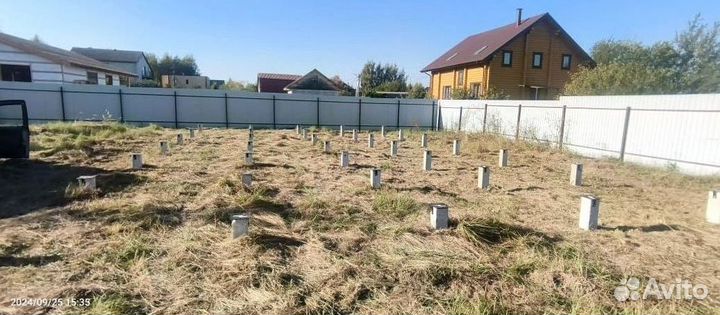 Фундамент на сваях для забора, теплицы, дома, бани