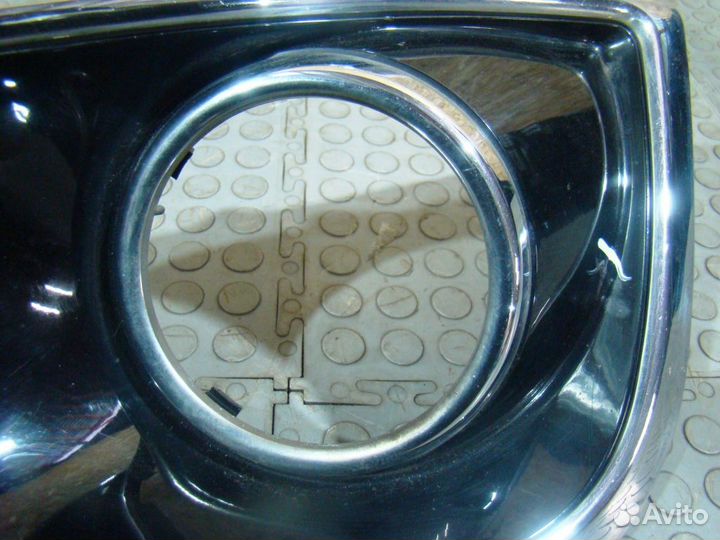 Hyundai ix35 Рамка противотуманной фары правой