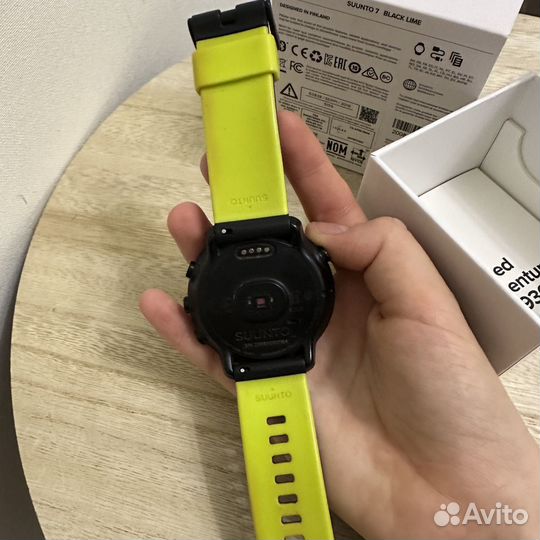 Suunto 7 black lime