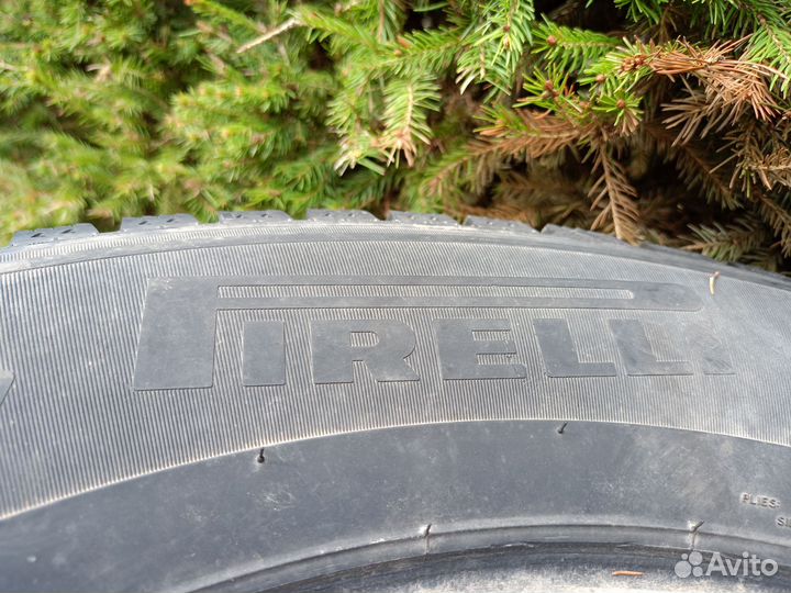Pirelli Ice Zero 255/60 R18 112T