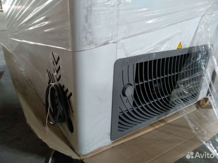 Морозильник ларь FG475E0 450л год гарантии