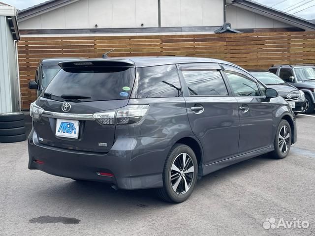 Toyota Wish 1.8 CVT, 2013, 72 554 км