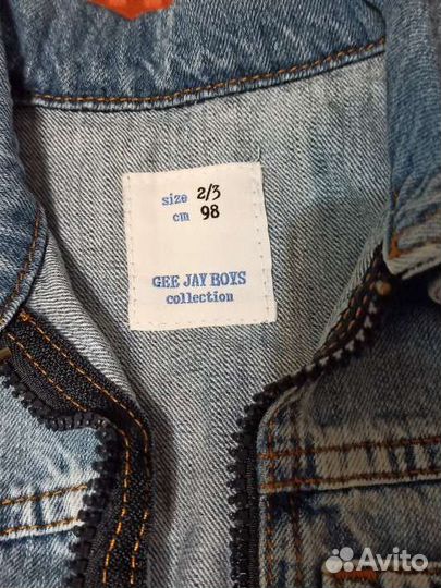 Джинсовая жилетка для мальчика