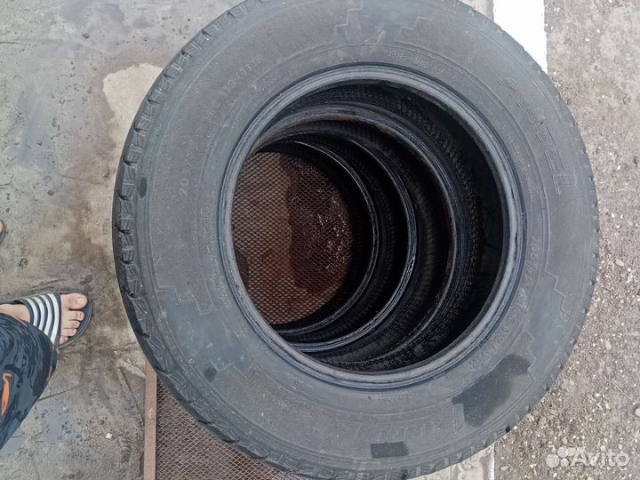 Продам комплект колес r16