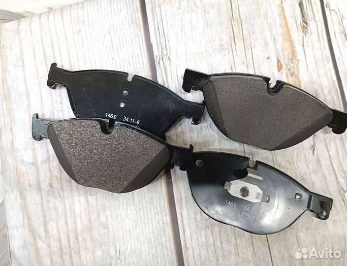 Тормозные колодки BMW F13 F01 F02