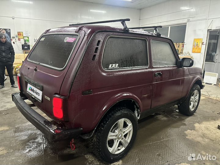 LADA 4x4 (Нива) 1.7 МТ, 2011, 240 500 км