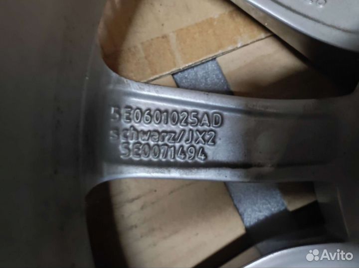 Диск литой skoda R16 1шт