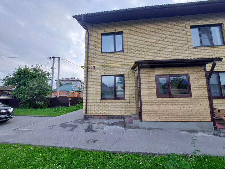 3-к. квартира, 84 м², 2/2 эт.