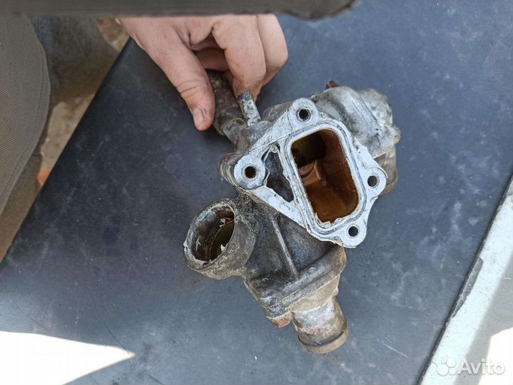 Корпус термостата Mitsubishi galant 8 рест gdi 2,4