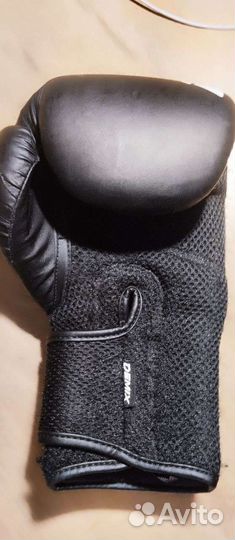 Боксерские перчатки,10oz